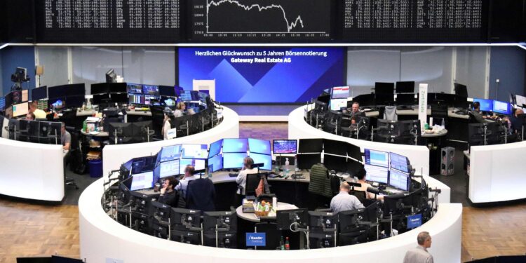 Bolsas da Europa fecham em forte alta com expectativa de acordo EUA-Irã