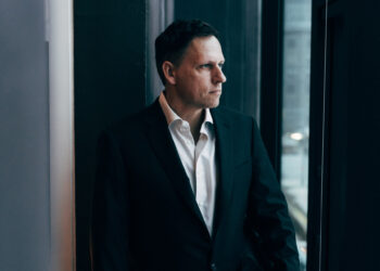 Por que o bilionário Peter Thiel está se mudando para a Argentina
